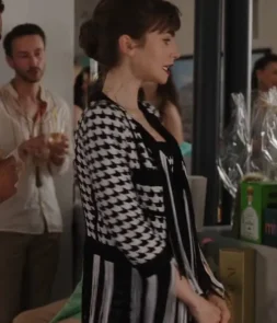 Emily In Paris S03 Lily Collins Houndstooth Jacket