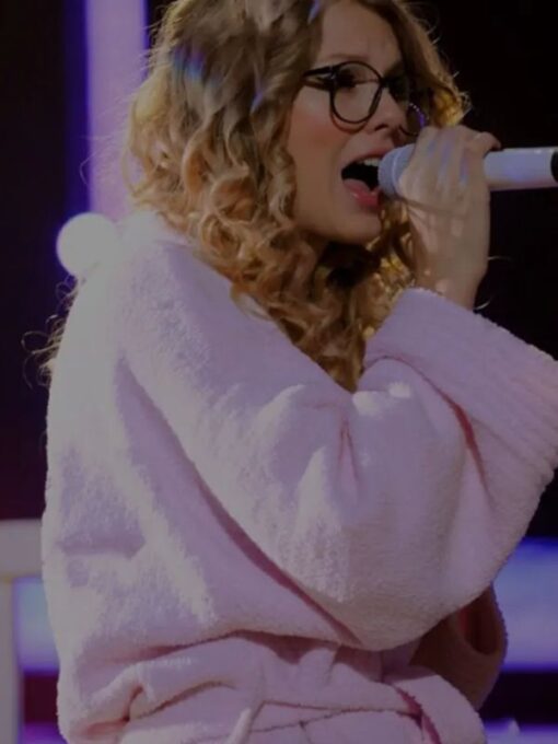 Taylor Swift Bathrobe