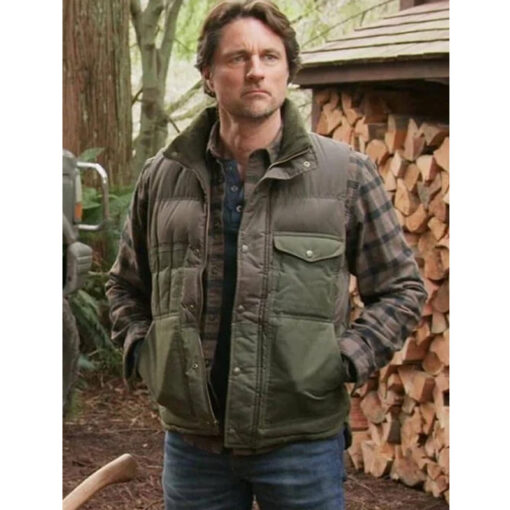 Virgin River Martin Henderson Green Vest