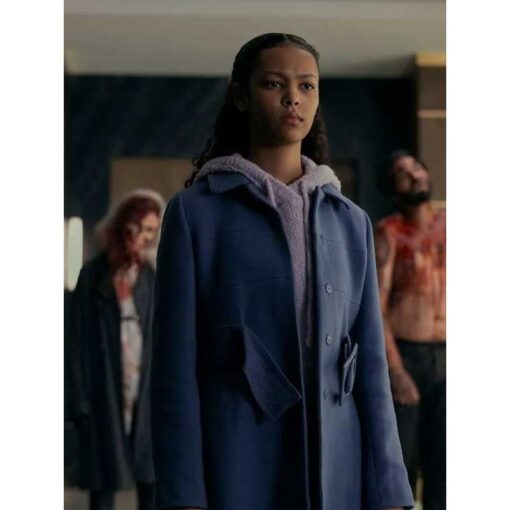 Lenore The Fall of the House of Usher Blue Coat