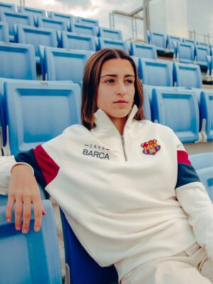 FC Barcelona Retro 1899 SweatshirtFC Barcelona Retro 1899 SweatshirtFC Barcelona Retro 1899 Sweatshirt