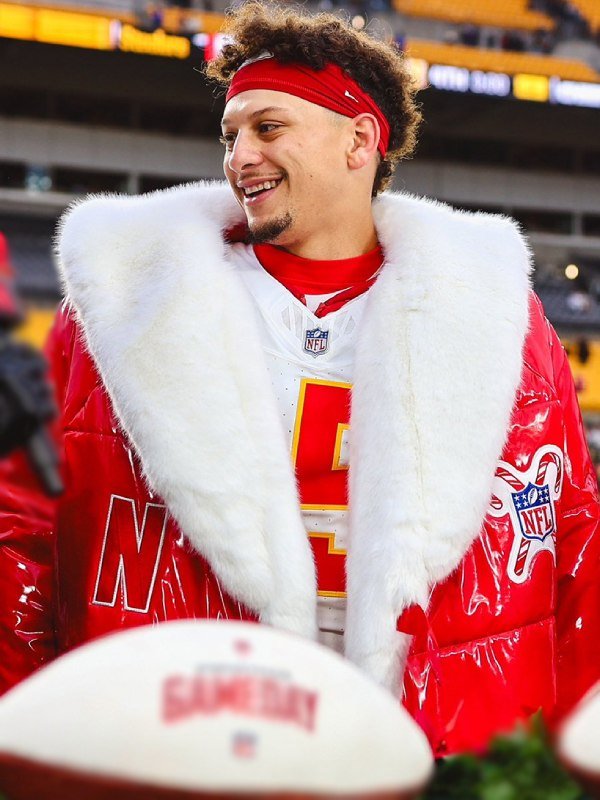 Patrick Mahomes Santa Claus Red Coat
