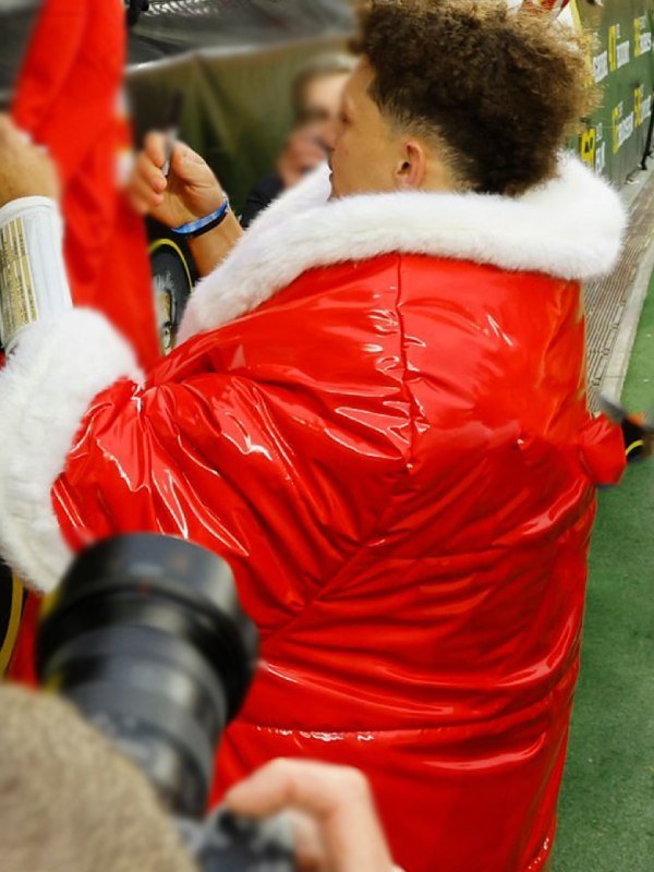 Patrick Mahomes Santa Claus Red Coat