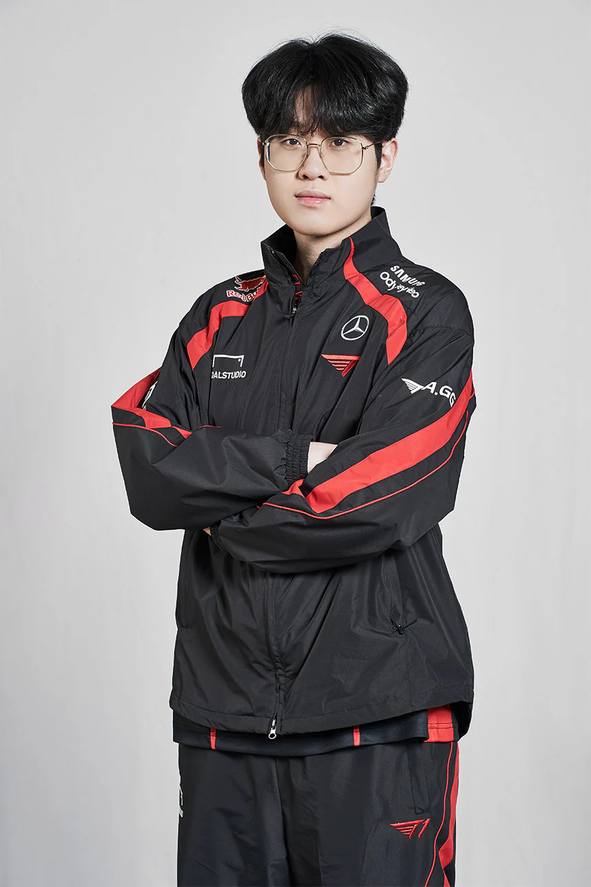 2024 T1 Uniform Jacket - Image 2